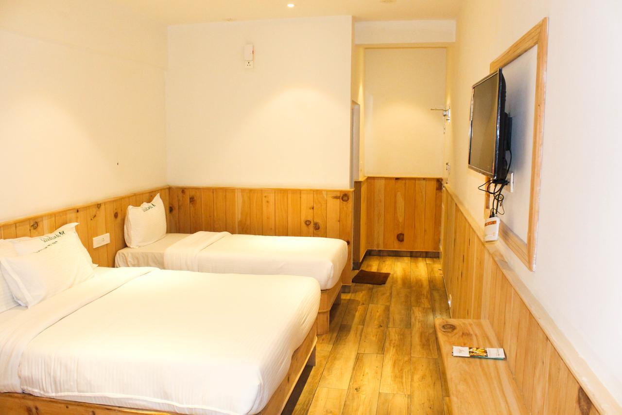 Hotel Al Woodlands Residency à Ooty Extérieur photo