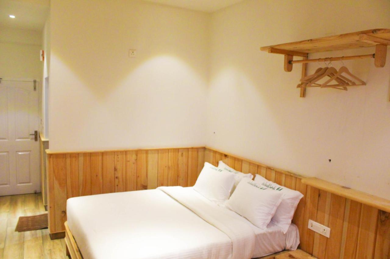 Hotel Al Woodlands Residency à Ooty Extérieur photo