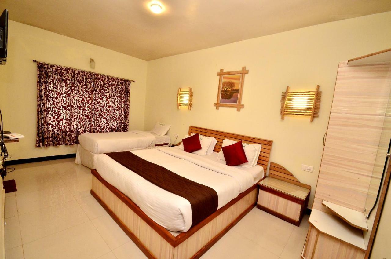 Hotel Al Woodlands Residency à Ooty Extérieur photo